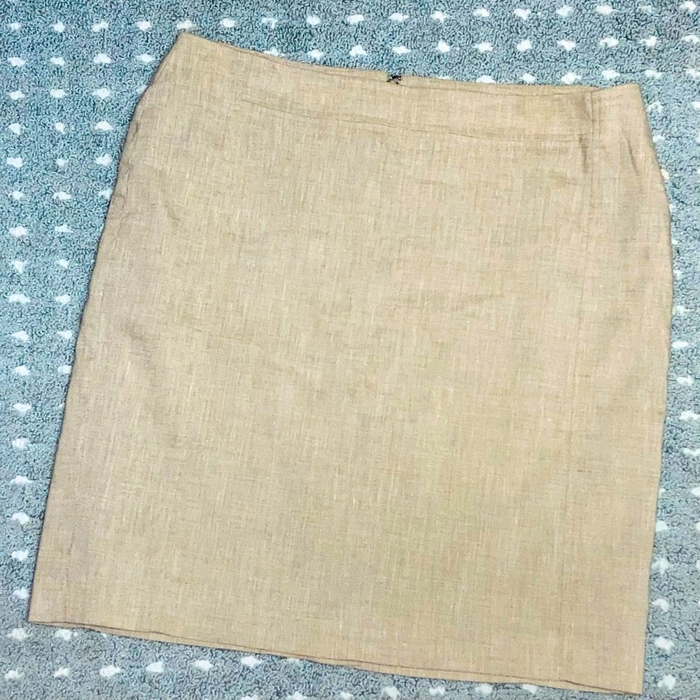 HALOGEN Excellent Condition Tan Cream Beige Skirt Size 14P